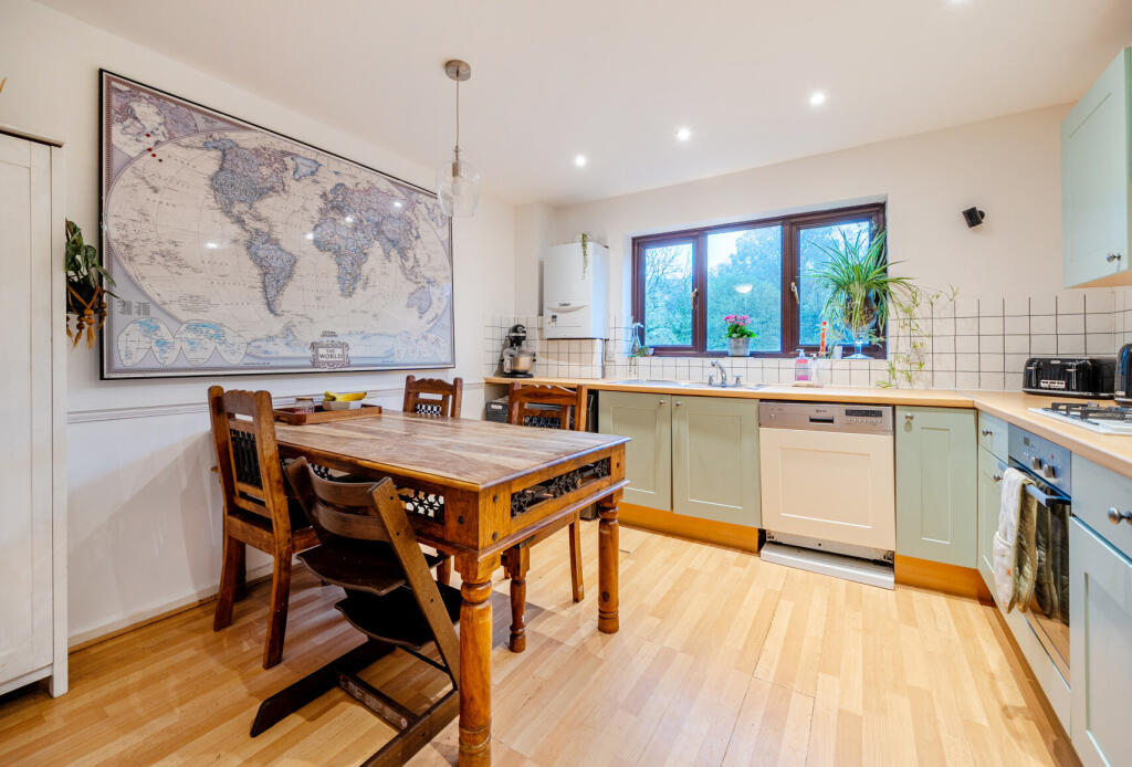 1376615-9-6911d6c...