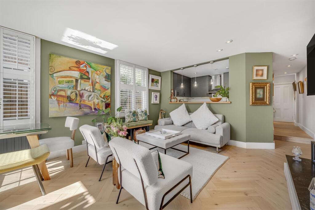 James_Anderson__Lower_Richmond_Road_London__SW14_7