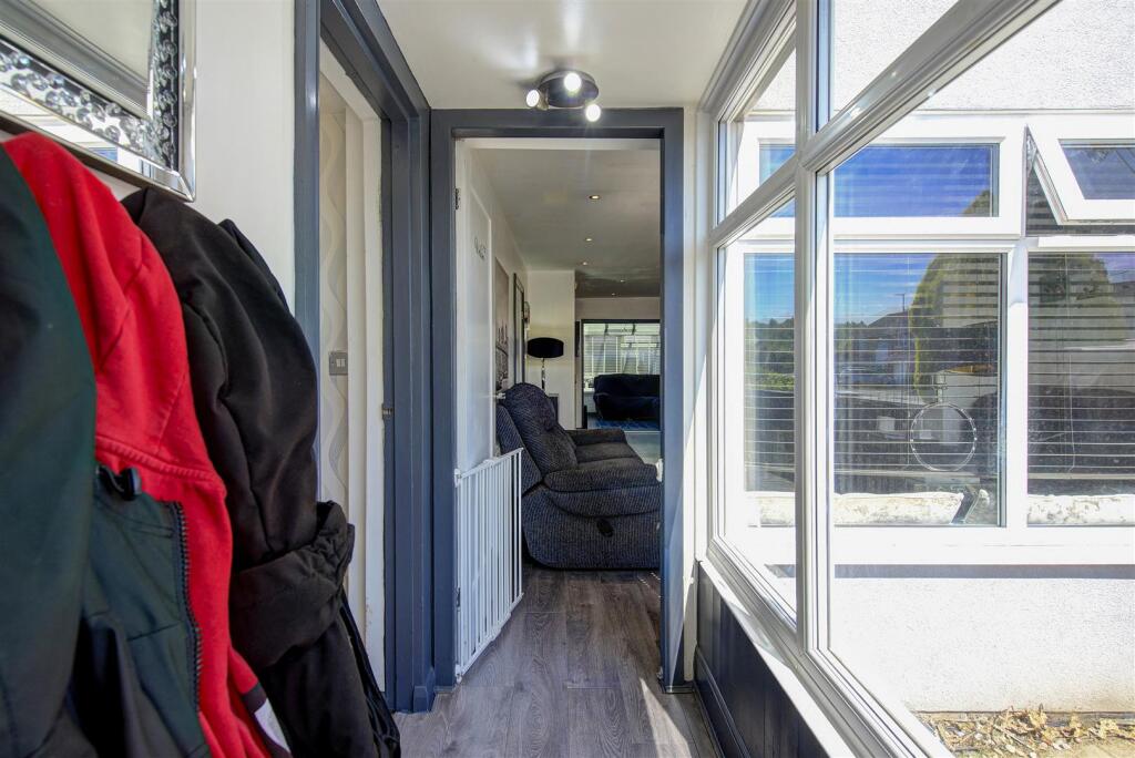 27 Shefford Crescent winstanley WN3 6LF-5.jpg