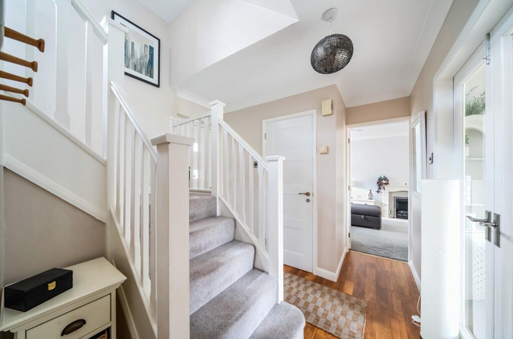 1327811-7-687916ba94ff5