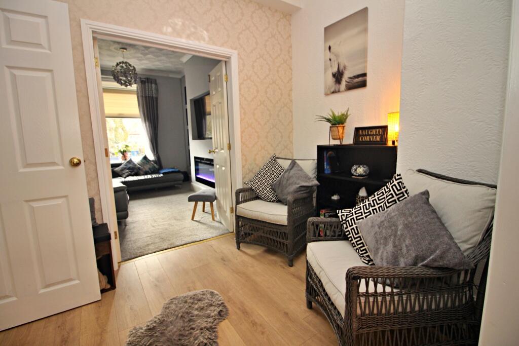 Sitting to Living Rm