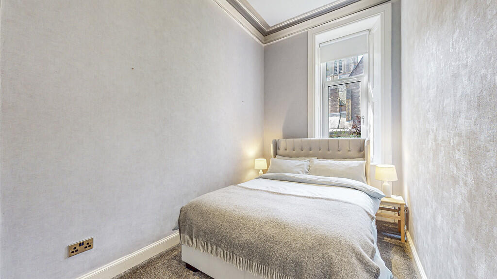 28-print-5 Holyro...