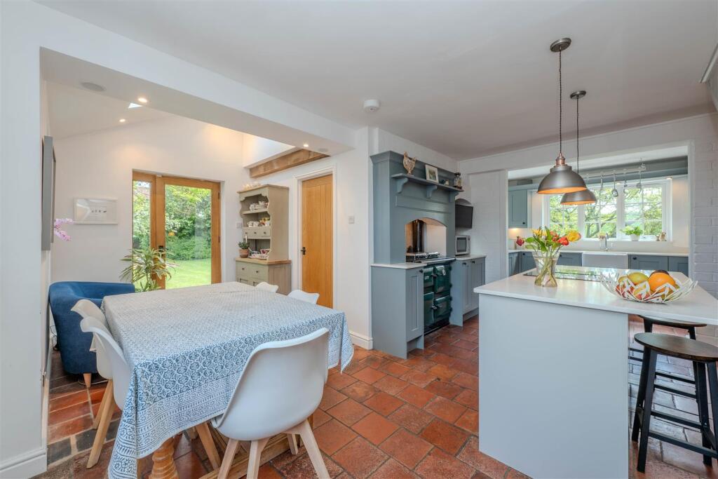 Breakfast Kitchen