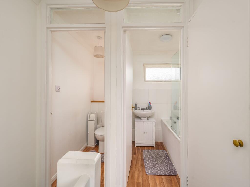 Bathroom &amp; Separate WC