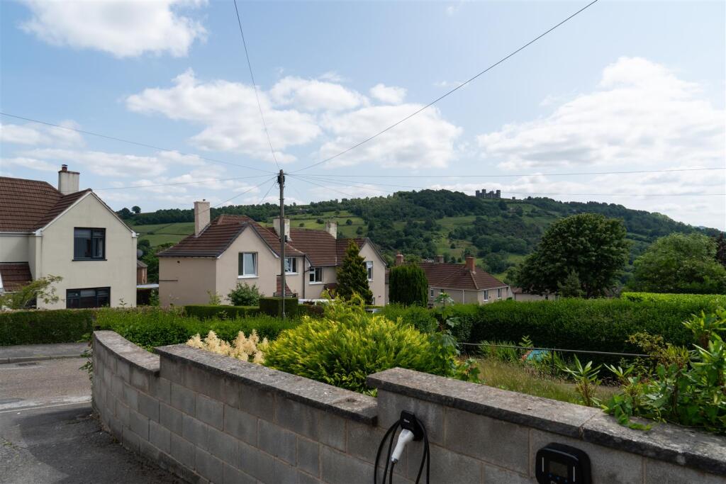 19 Lyneholmes Rise-158.jpg