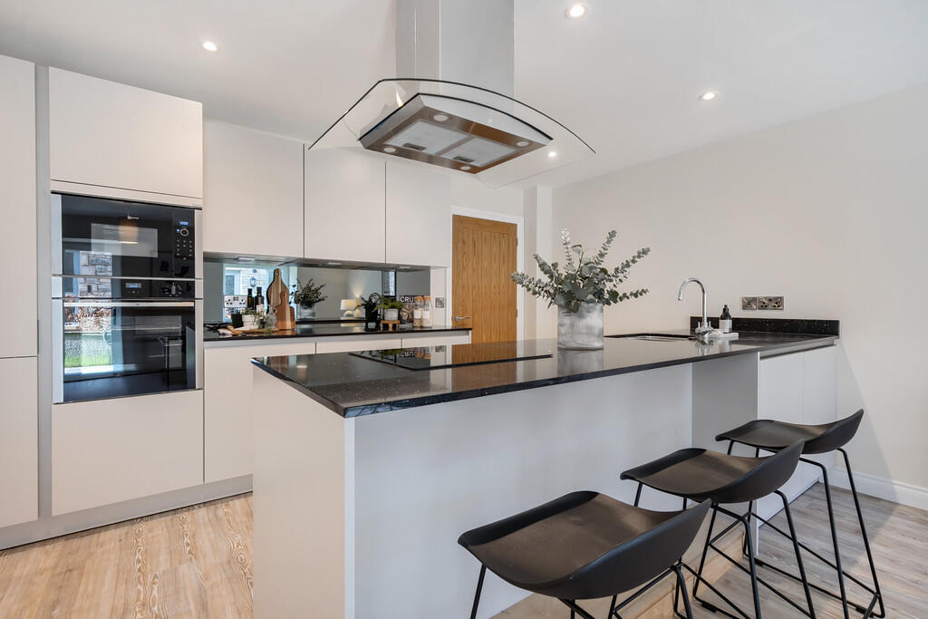 Kitchen/Dining Ro...