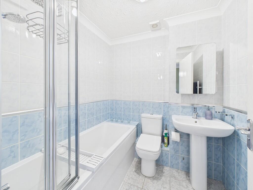 CAM05068G0-PR0047...