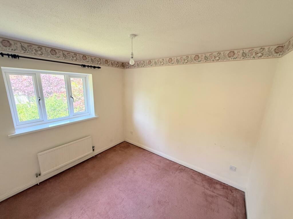 E75B3F3F-B404-4A02-B6B2-2B6527F0D054