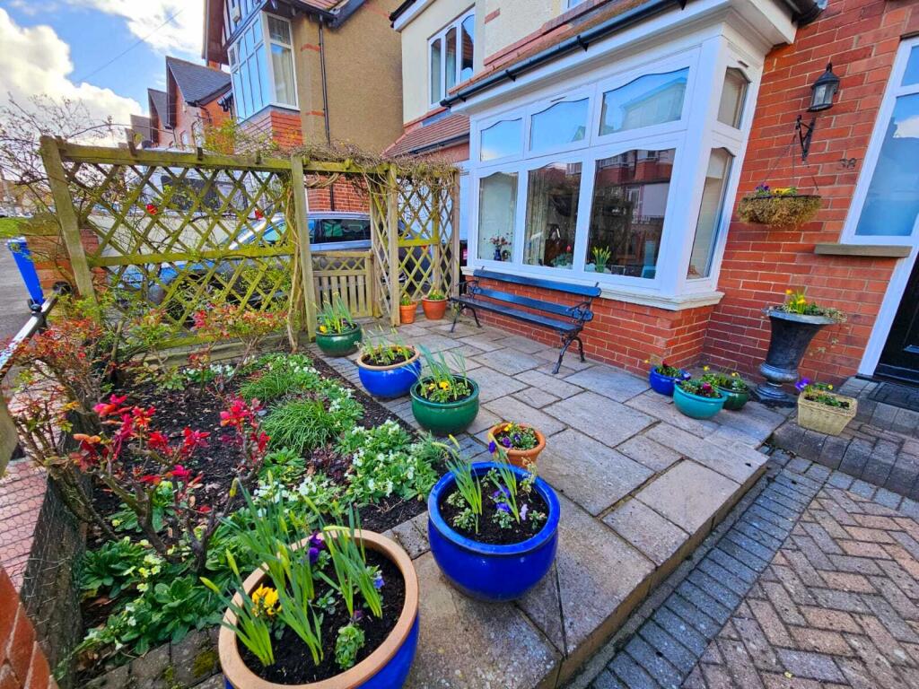 06279bce-0397-4be9-8742-b983bed4973b