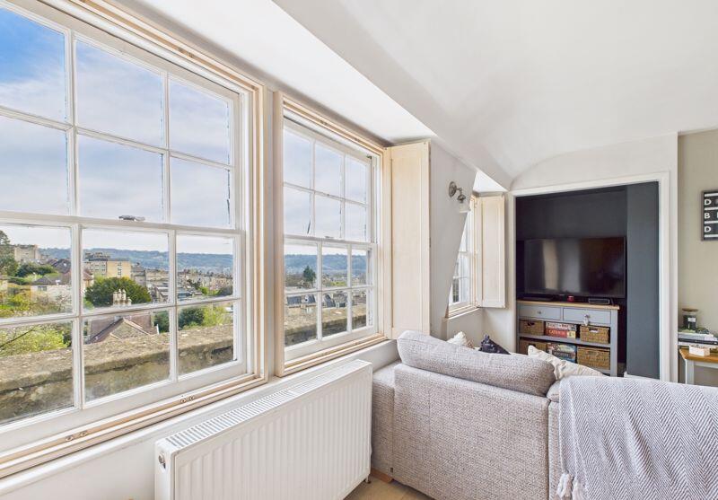 Kitchen / Living Room