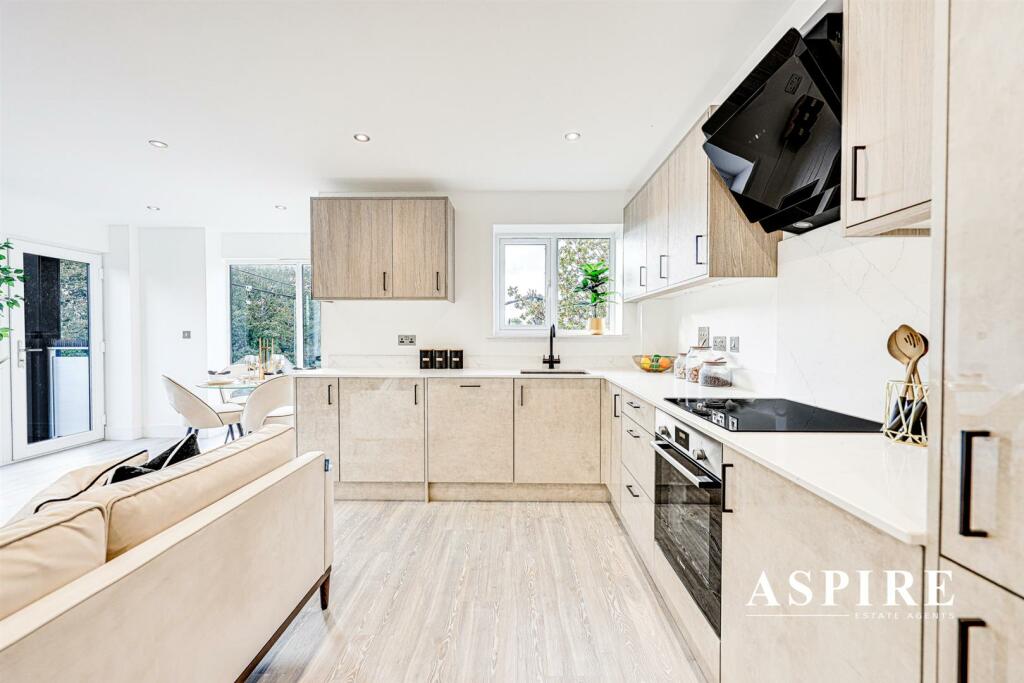 Aspire Estate Agents34.jpg