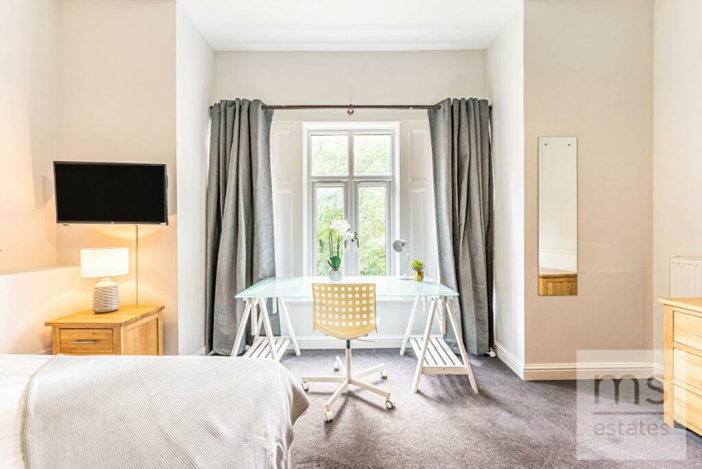 Bedroom 5.jpg