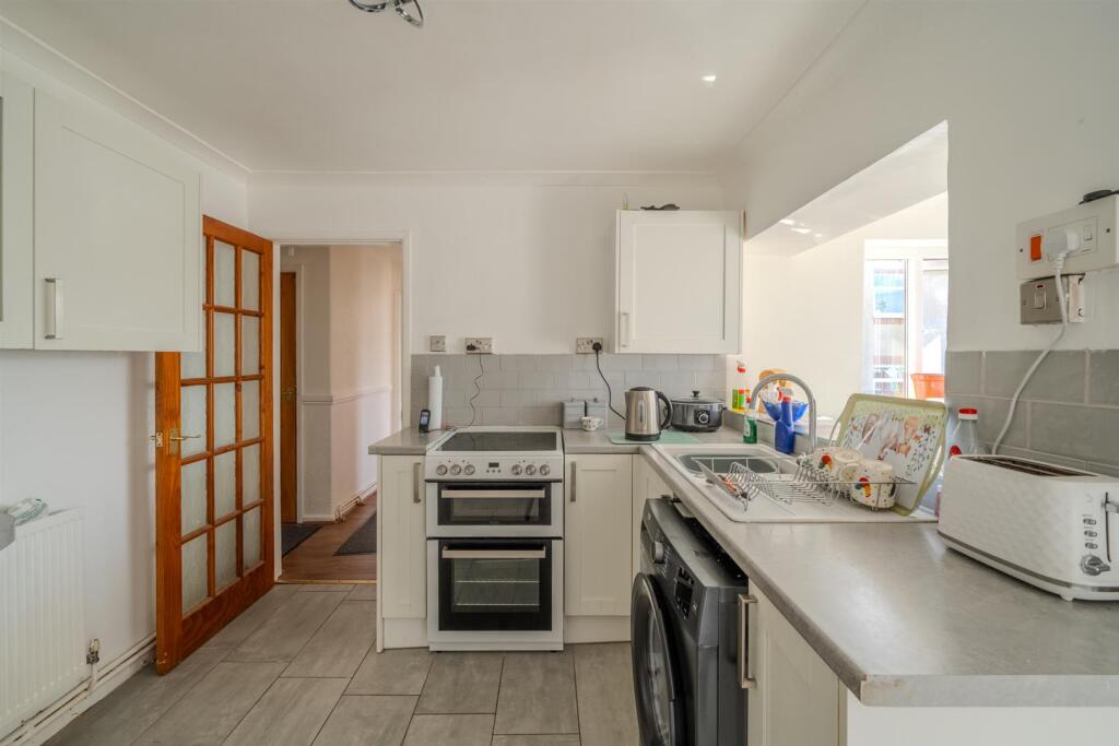 2 Samsons Avenue-9.jpg