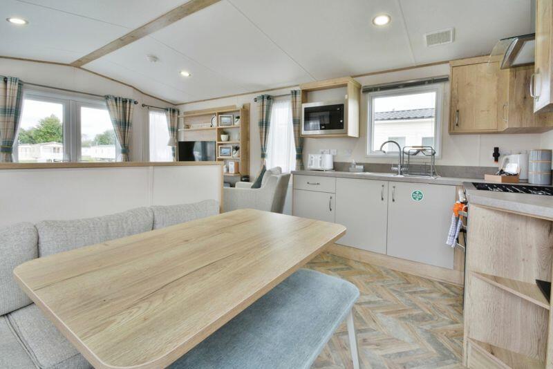 Dining area and kitchen 