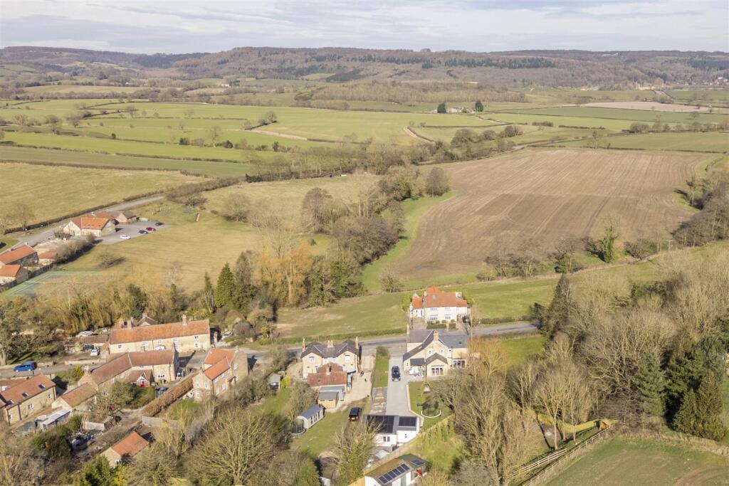 Byland_view__9.jpg