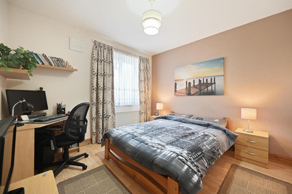 RCAJ- 75 shadwell drive- bedroom B6 (1).jpg