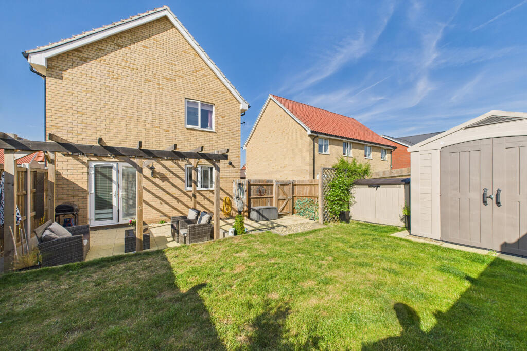 CAM05449G0-PR0013-STILL007