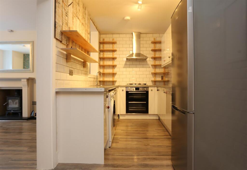 24a Tisbury Rd new 25 (6).JPG