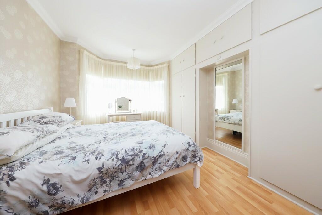 13 Edward Road (1...