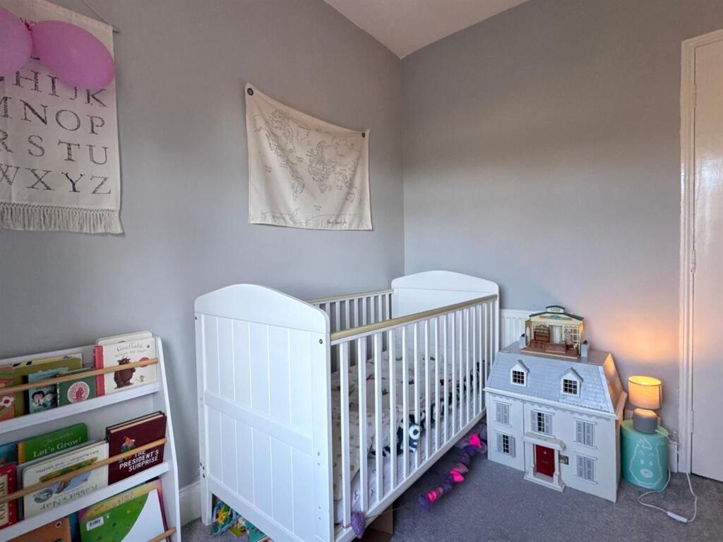 Bedroom 3 (2).jpg