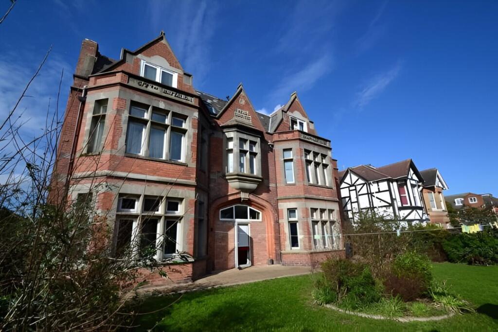 42236_803992_IMG_10_