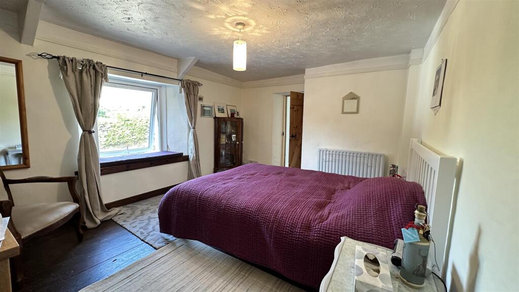 Bedroom.jpg