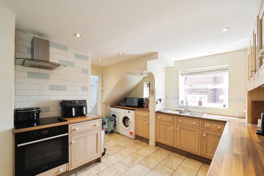 Open Plan Kitchen and Dining