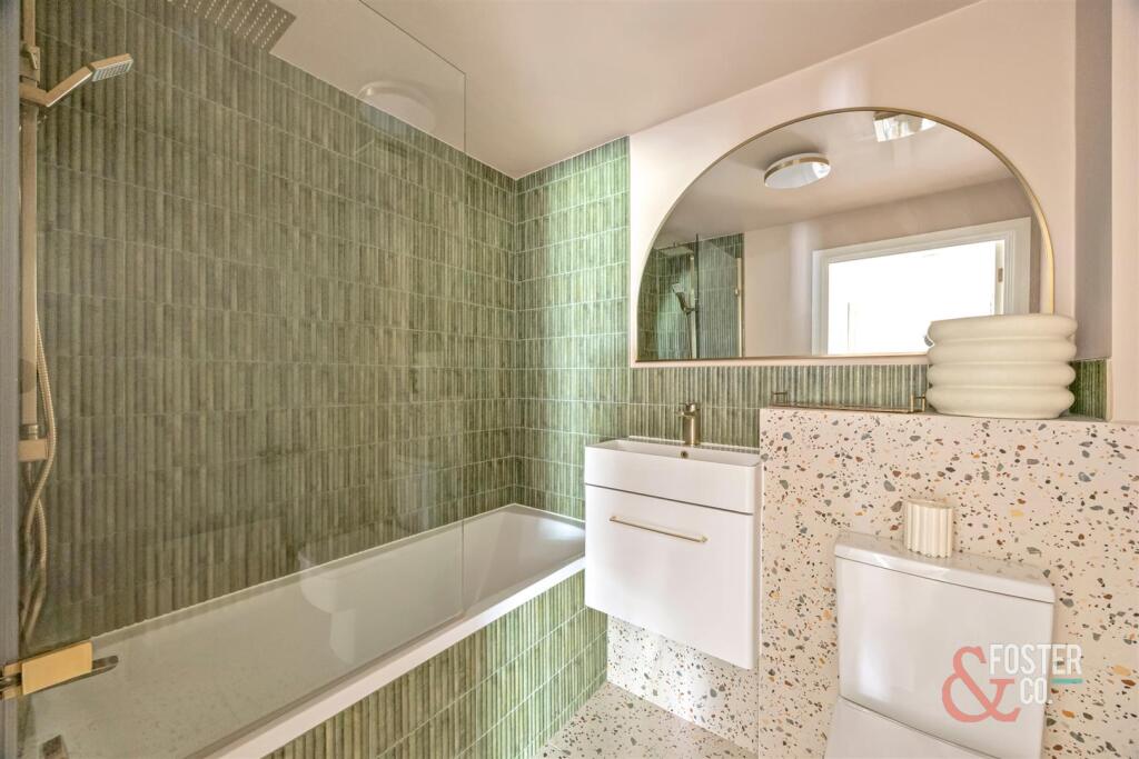 Chatsworth Square, Chiddingly House 8_010.JPG