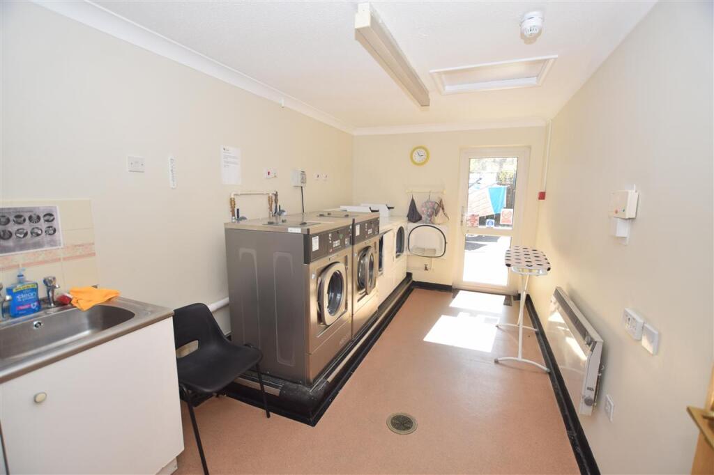 COMMUNAL LAUNDRY