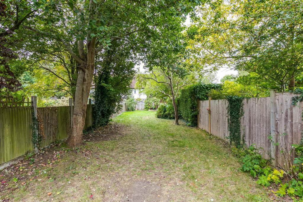 Norton Way South 357-38.jpg