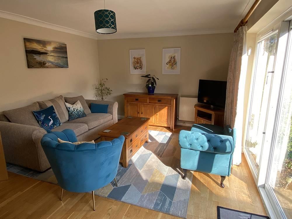 sitting room.jpg