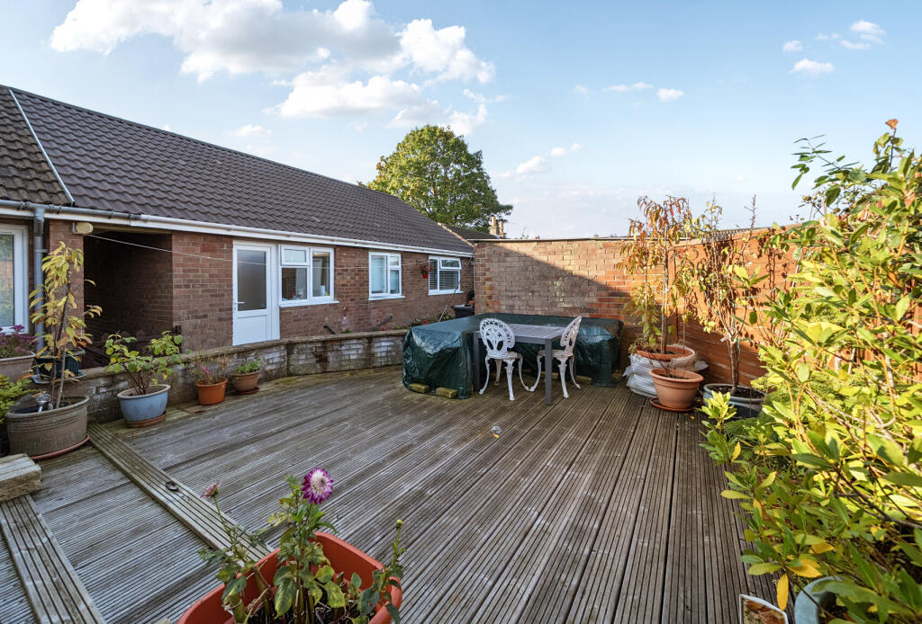 1355959-4-68cd196...