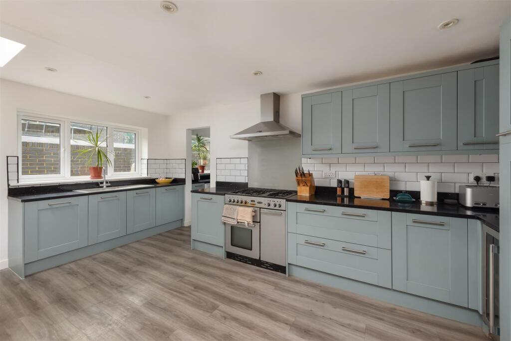 Shearwater Avenue, Whitstable