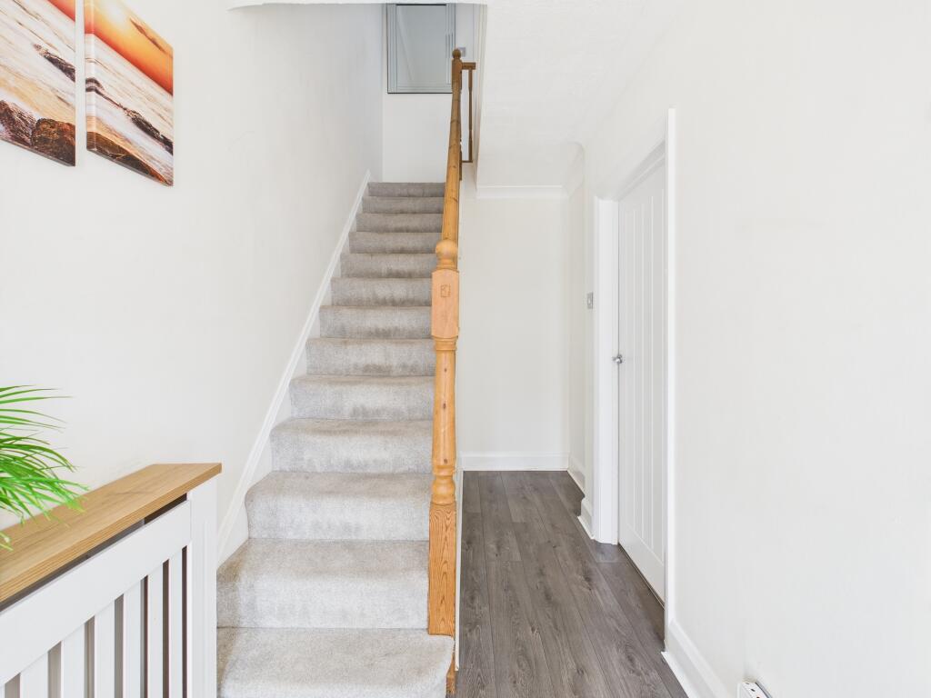 CAM05192G0-PR0105-STILL001