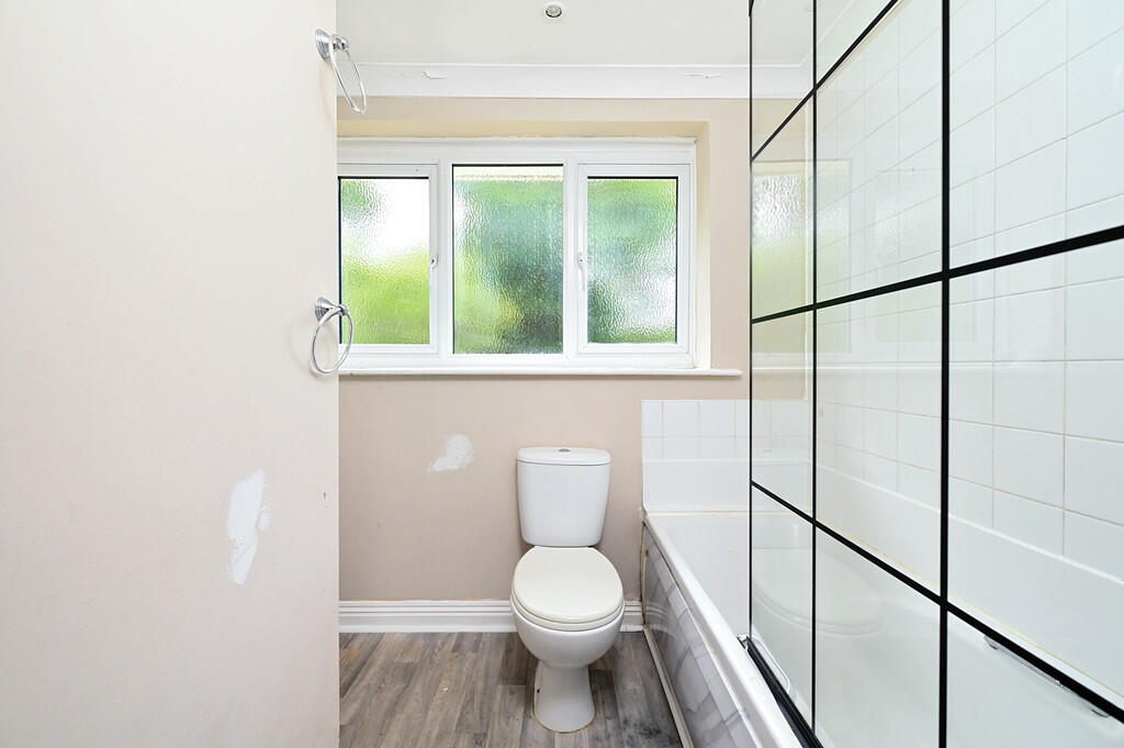 9 Winchester Way ...