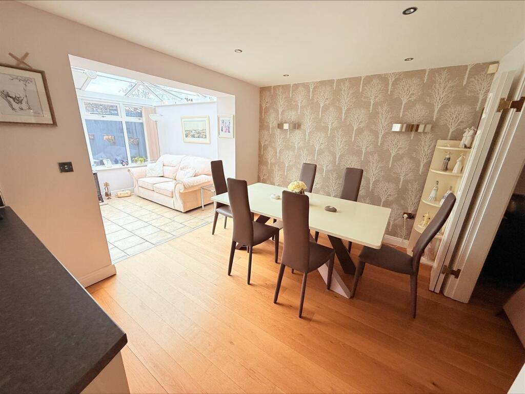 Open Plan Dining KItchen