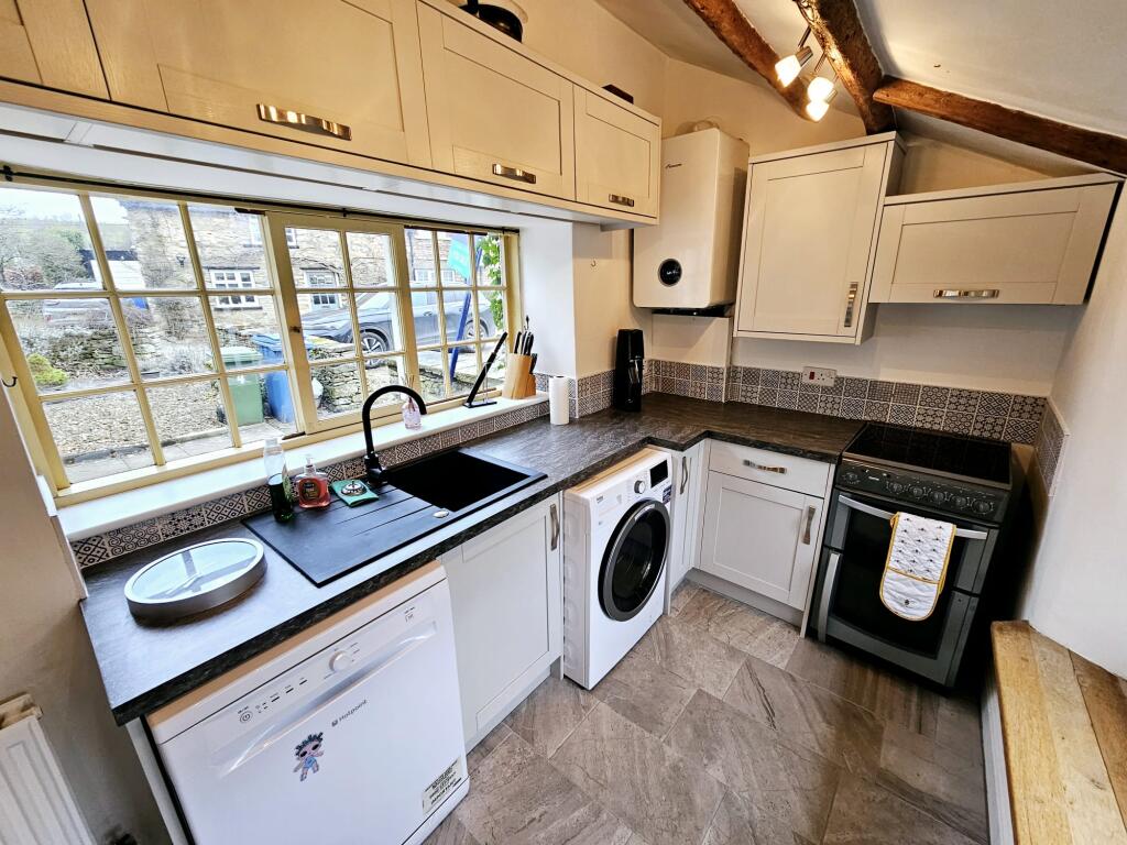 b65c8994-527c-447e-bb5e-5c526a78f7d4