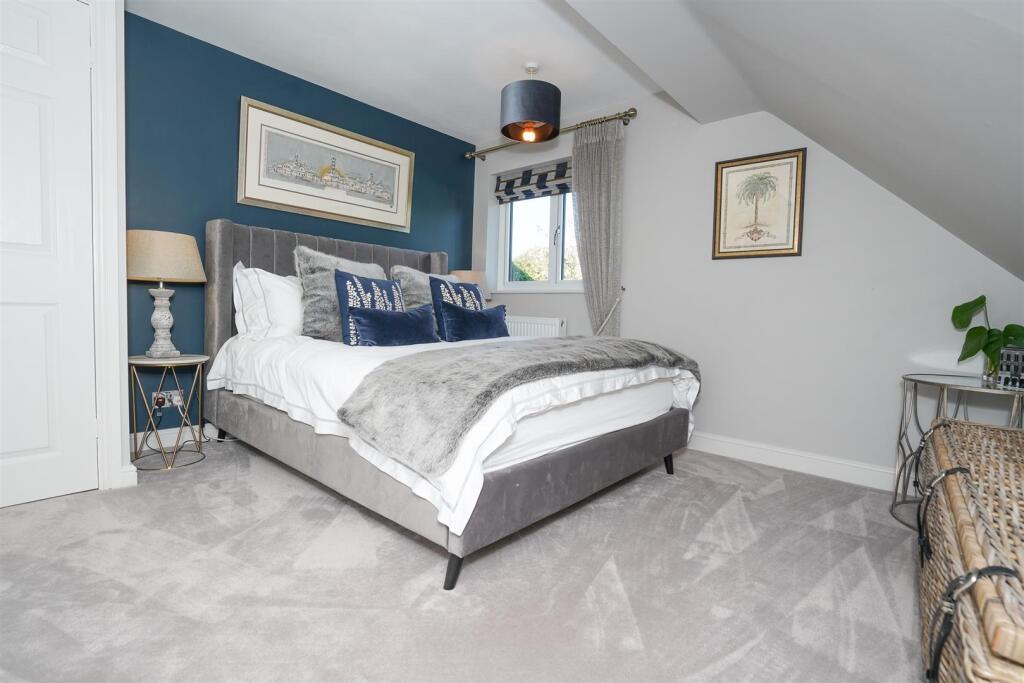 10 Alderman Way (17).jpg