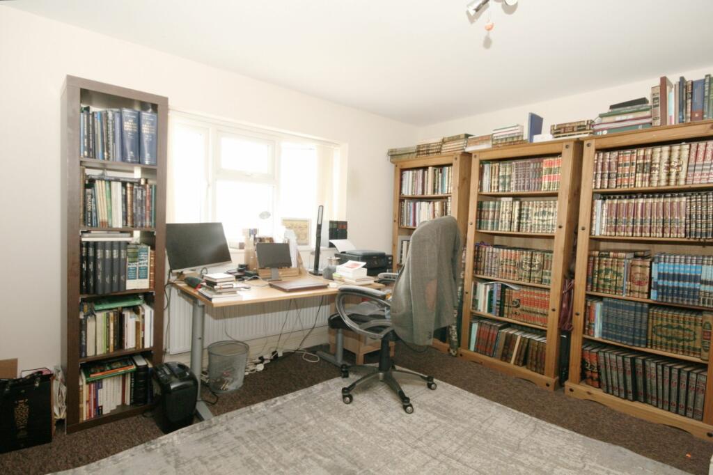 Photograph 7