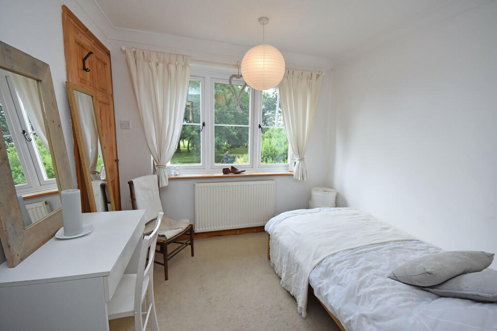 Bedroom single