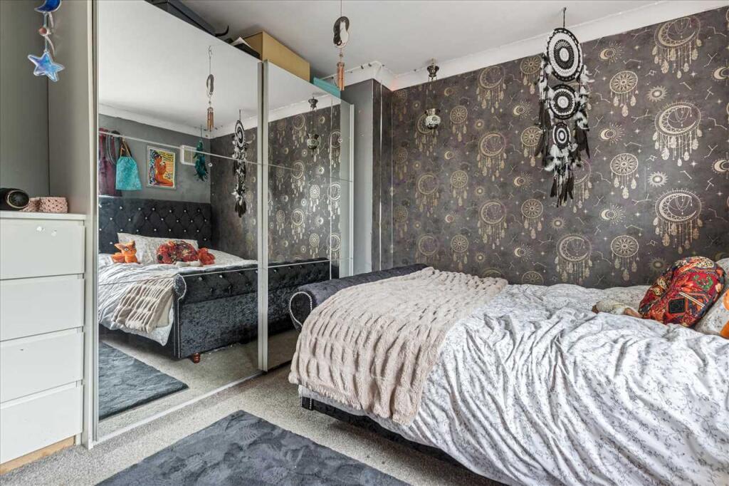 Bedroom Two (2)