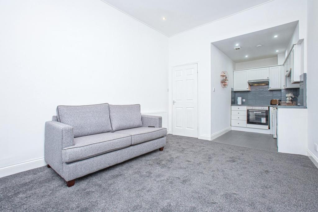 Lounge / Kitchen