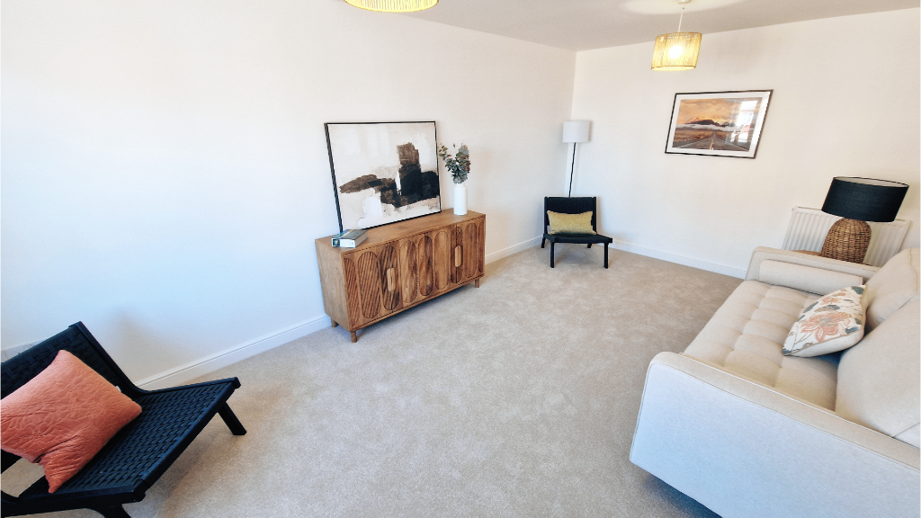 Lounge image 2