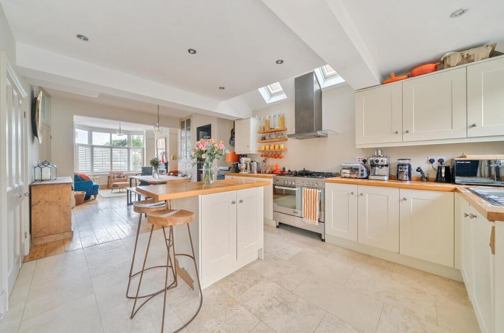 Kitchen/Dining/Sitting room