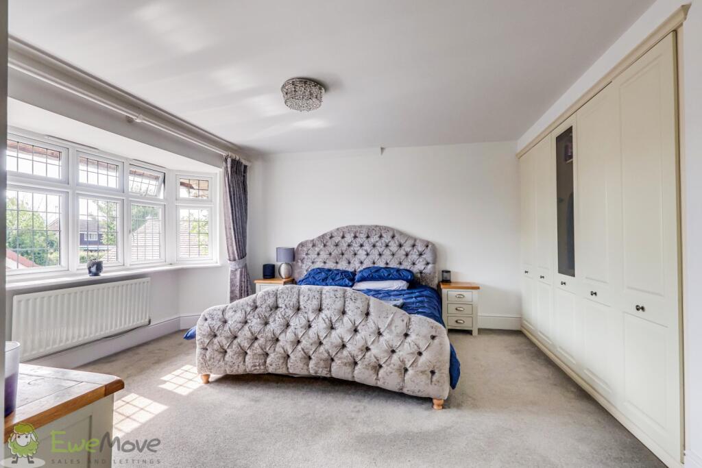 Master Bedroom Suite 