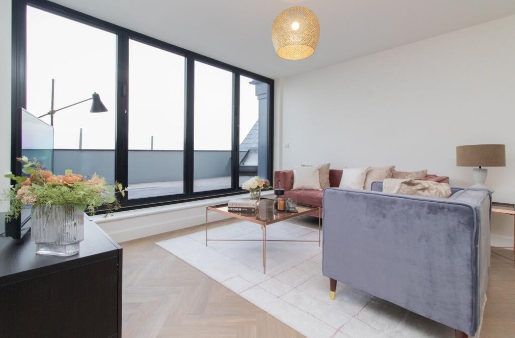 Apt. 14 Show Home