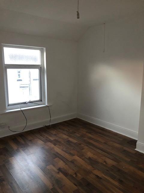 Bedroom1.jpg