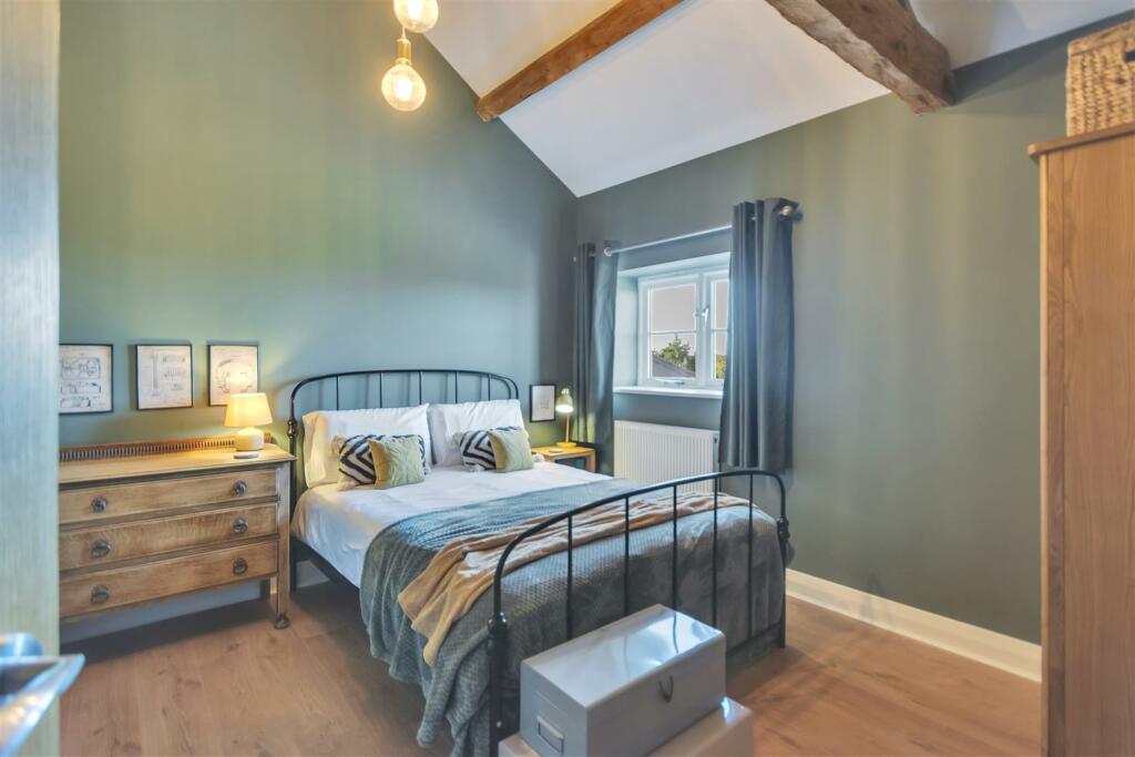 bed3.jpg