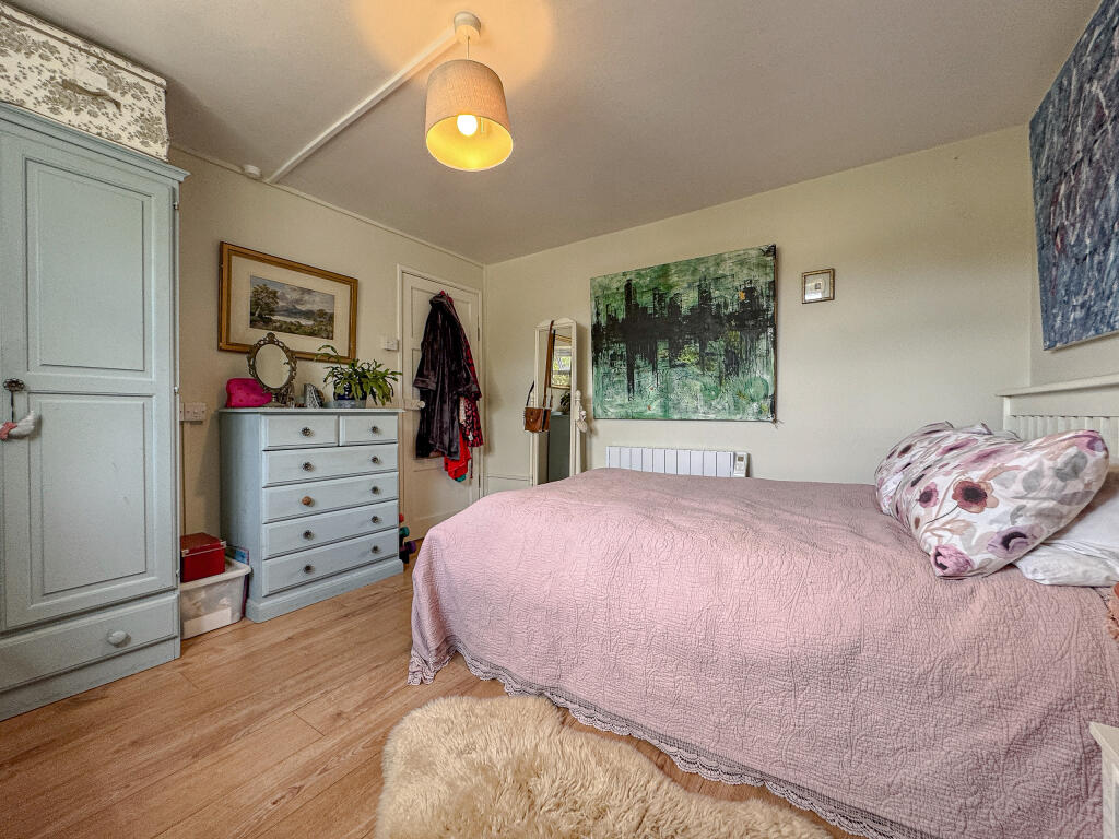 Bedroom (2)