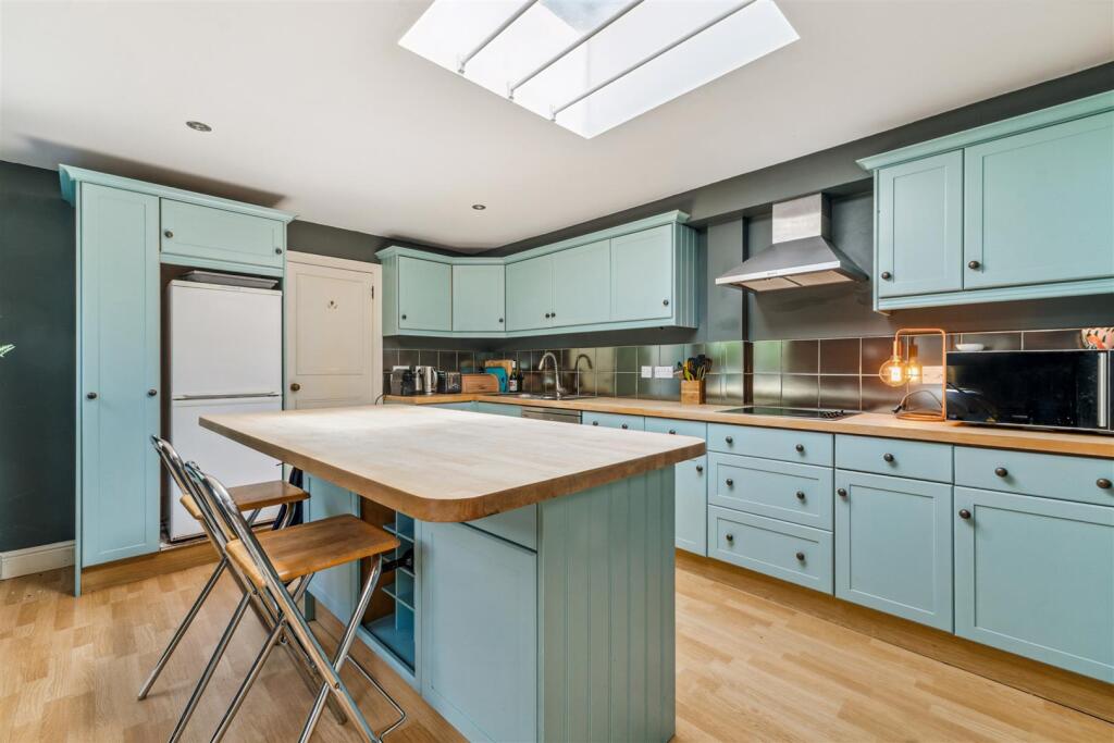 1 - 2025-06-16T101243.021.jpg